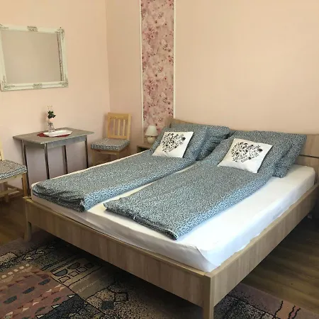 Guest house Emese Vendeghaz *